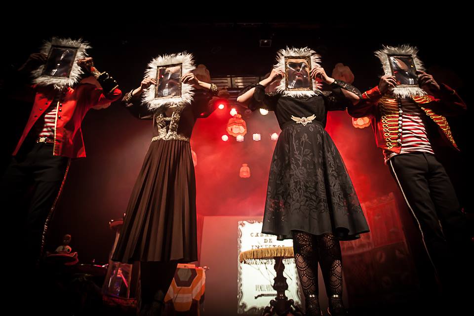 cabaret de insectos dracularium freak